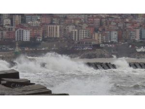 Zonguldak'ta fırtına