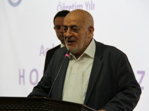 Eski bakanlardan Adak hayatını kaybetti