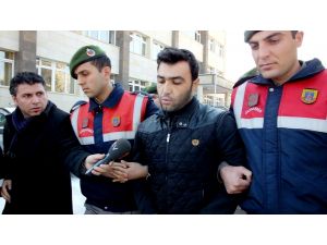 Yaşlı çift cinayetinde "torun" tutuklandı