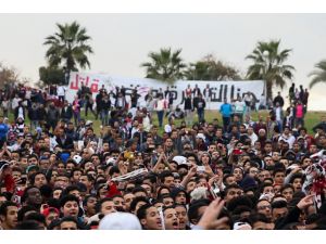 Zemalik seyirci grubu "Ultras White Nights" eylem yaptı