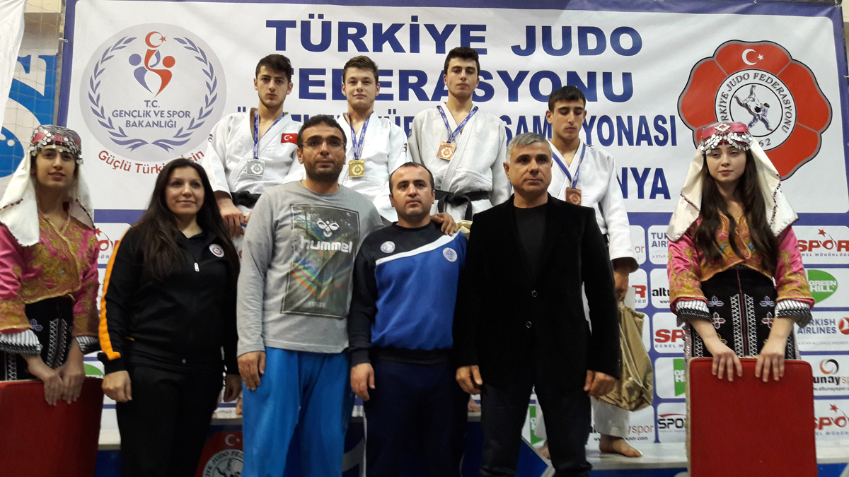 Judoda Türkiye Şampiyonluğu sevinci
