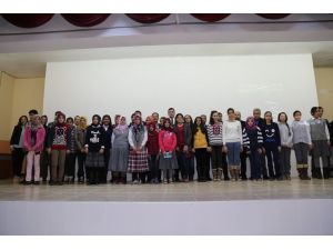 Hadim'de TEOG'da başarılı olan öğrenciler ödüllendirildi