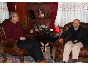 Araştırmacı-yazar Uğurluel, Başkan Ünver'i ziyaret etti