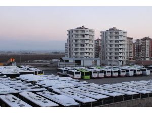 Diyarbakır'da "eylem çağrısı" yaşamı olumsuz etkiledi