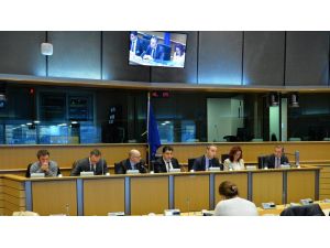 AB'de lider arayışı krize dönüşüyor