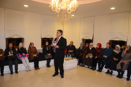 Kadınlardan Akyürek'e teşekkür
