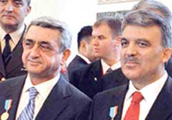 MHP ve CHP'yi çok kızdıracak yazı