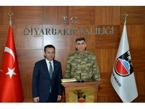 Kara Kuvvetleri Komutanı Çolak, Diyarbakır'da