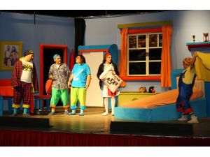 Gölbaşı'nda çocuklara ücretsiz tiyatro