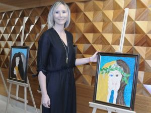 Ölen hasta anısına “Pandora’nın kutusu" resim sergisi