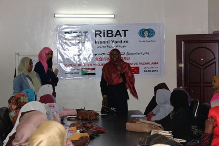 RİBAT Sudan'da Eğitim seminerleri düzenliyor