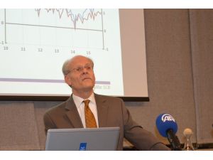 İsveç Merkez Bankası faiz düşürdü