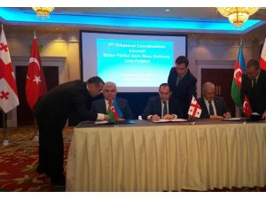 Bakü-Tiflis-Kars Demiryolu Projesi Toplantısı