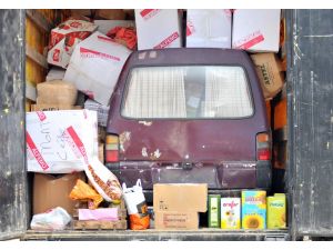 Minibüsünü Bayırbucak Türkmenlerine yolladı