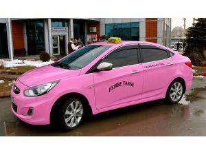 "Pembe taksi"de Türkçe hassasiyeti