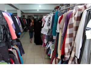 Elazığ'da yardıma muhtaçlar için "Hayır Çarşısı"