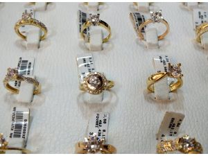 Sevgililer gününde ‘tek taş’ tek geçiliyor