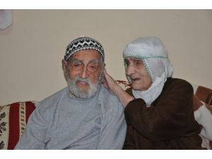 "Kıdemli" sevgililerden aşk tarifi