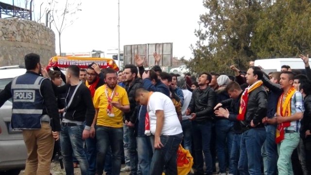 Amatör Küme Maçında Kavga Çıktı: İki Yaralı