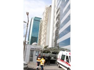 Terastan düşen kişi öldü