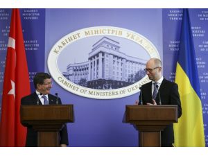 Davutoğlu-Yatsenyuk ortak basın toplantısı
