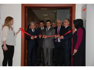 Hakim ve savcılar adliyede fotoğraf sergisi açtı