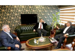 Erbakan Vakfı'ndan AA'ya ziyaret