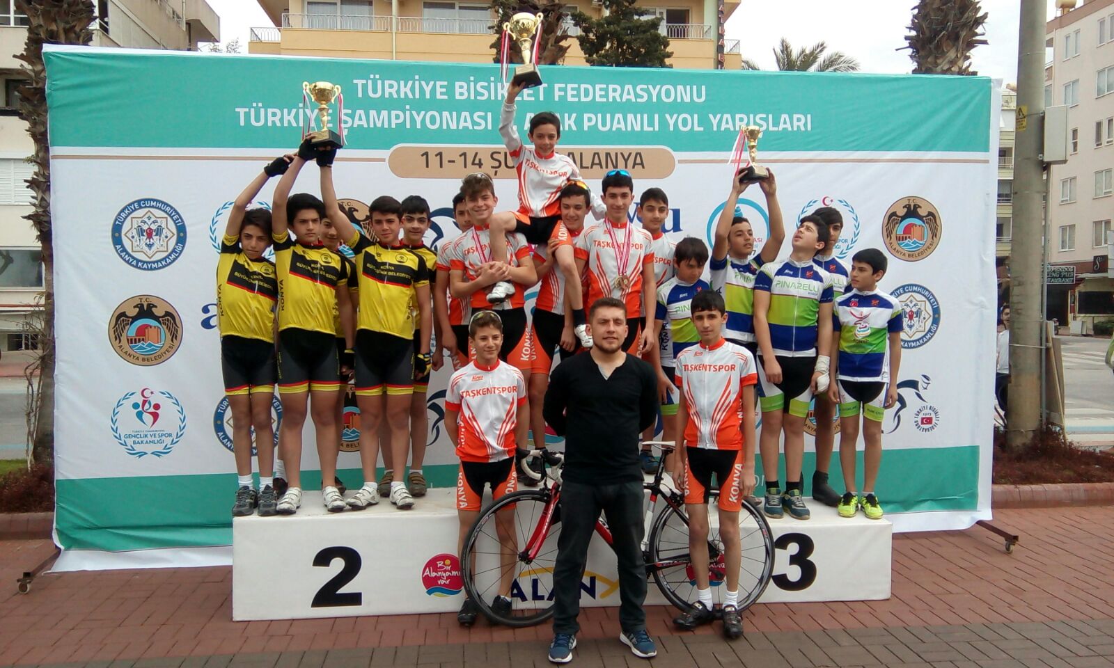 Taşkent pedala bastı