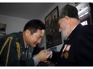 Koreli ataşeden duygulandıran ziyaret