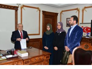 Öğrencilerden Türkmenler için duygulandıran yardım