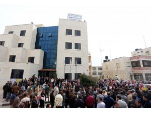 Filistinli öğretmenlerden gösteri