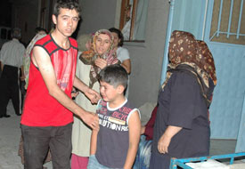 İşten geç geldi, ailesini kurtardı