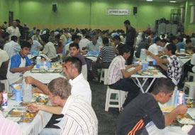 Çumra'da bin kişiye iftar yemeği