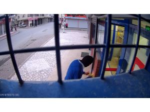 Markete patlayıcı atan terör örgütü sempatizanları yakalandı