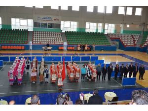 Kırşehir'de halk oyunları yarışmaları