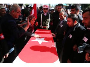 Şehit Uzman Çavuş Karabulut son yolculuğuna uğurlandı