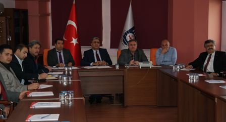 Konuk, kurum müdürleri ile bir araya geldi