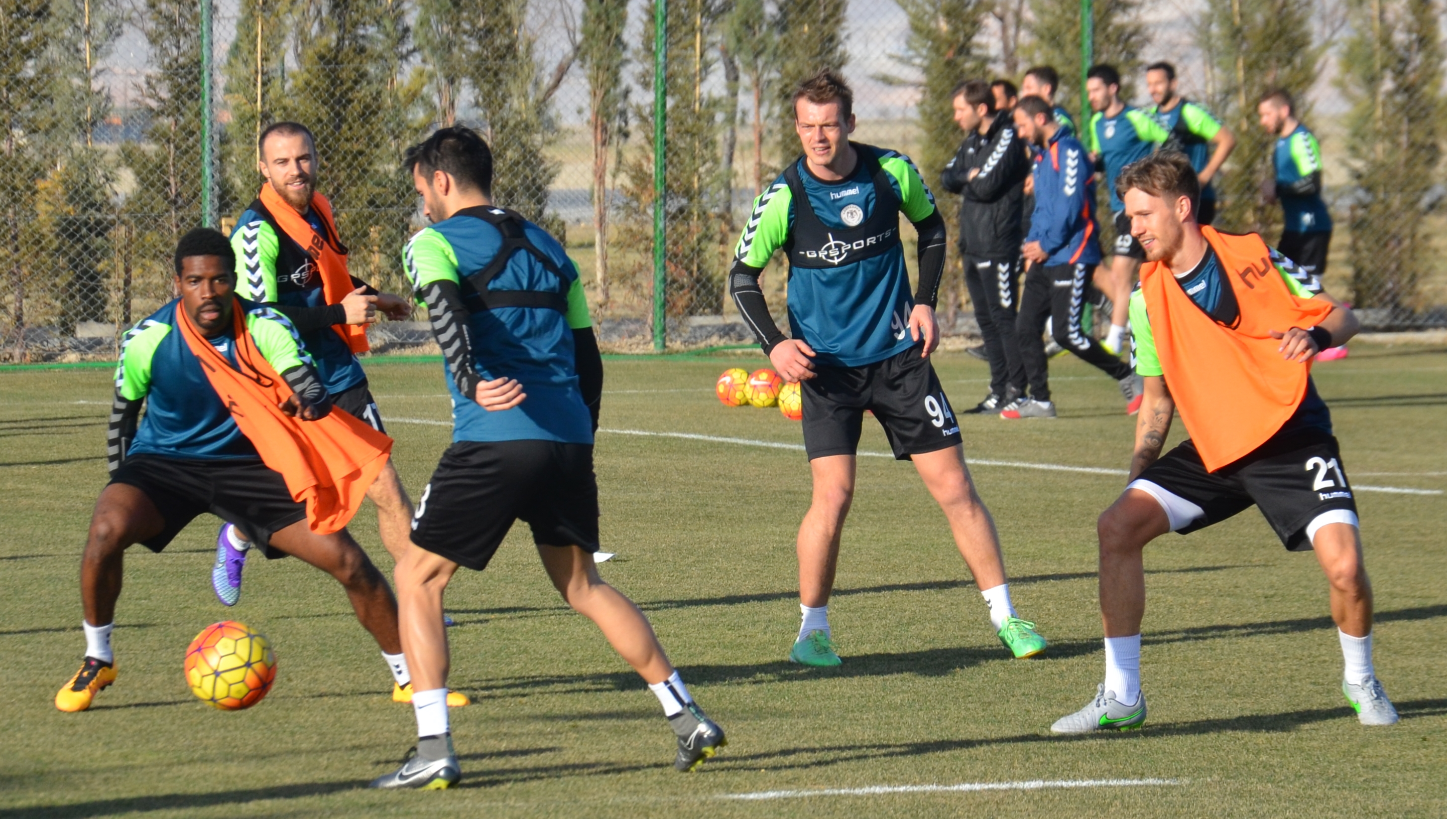 Konyaspor'da Mersin İY maçının hazırlıkları başladı