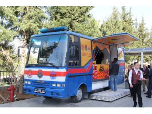 Mahkum taşıyan araç "vitamin deposu" oldu