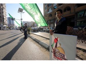 Gazzeli çocuklardan el ele eylemi