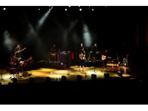 Caro Emerald İstanbul'da konser verdi