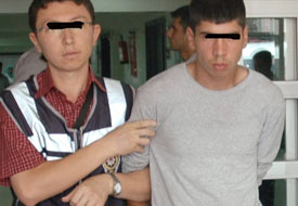 Spor çantasından esrar çıktı