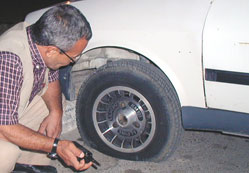 40 aracın lastiği kesildi