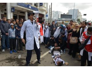 Fas'ta stajyer öğretmenlerin gösterisine müdahale