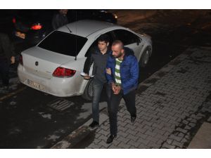 Cezaevi firarisi babaevine girerken yakalandı