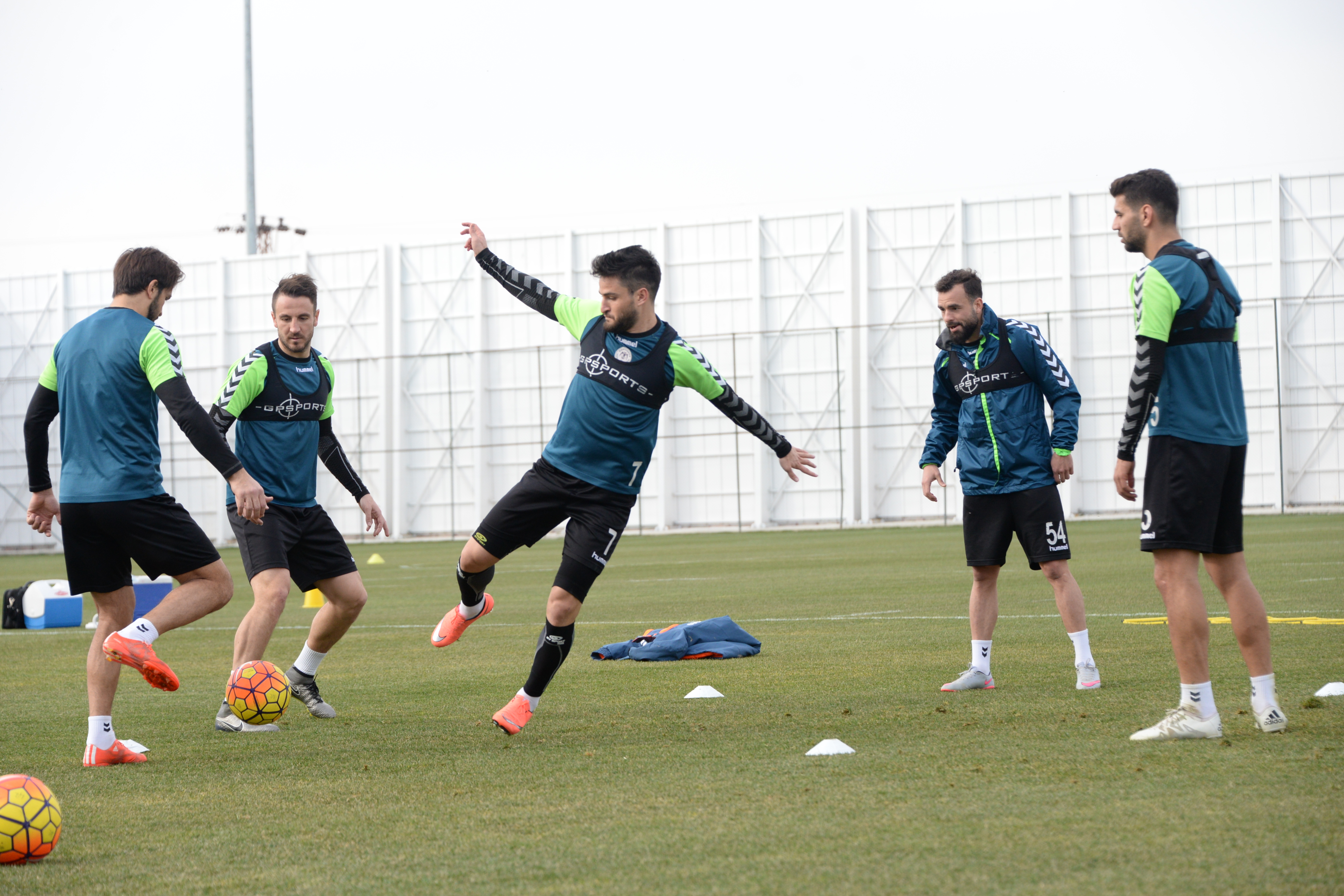 Konyaspor, Mersin yolcusu