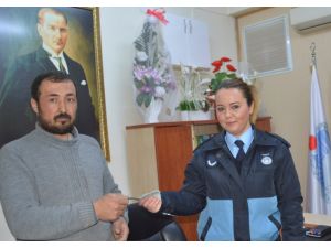 Paranın sahibini kamera görüntülerinden buldu