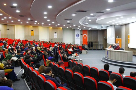 SAÜ’de “Postmodern Darbe ve 28 Şubat’ın İzleri” konulu panel yapıldı