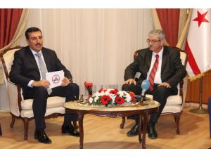 Gümrük ve Ticaret Bakanı Tüfenkci KKTC'de