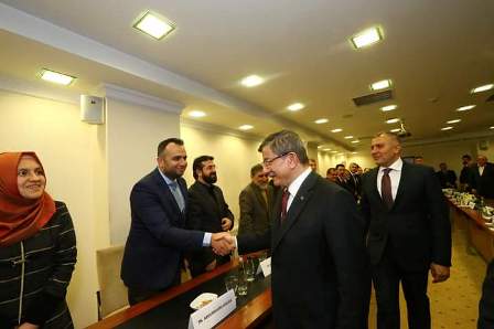 Aslan, Davutoğlu ile STK toplantısına katıldı